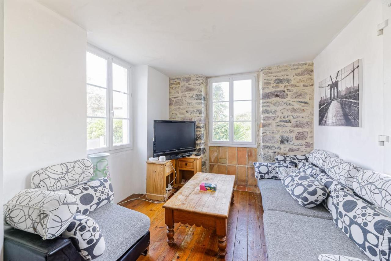 Le Doolie'S Biarritz - Boracay Villa Dış mekan fotoğraf